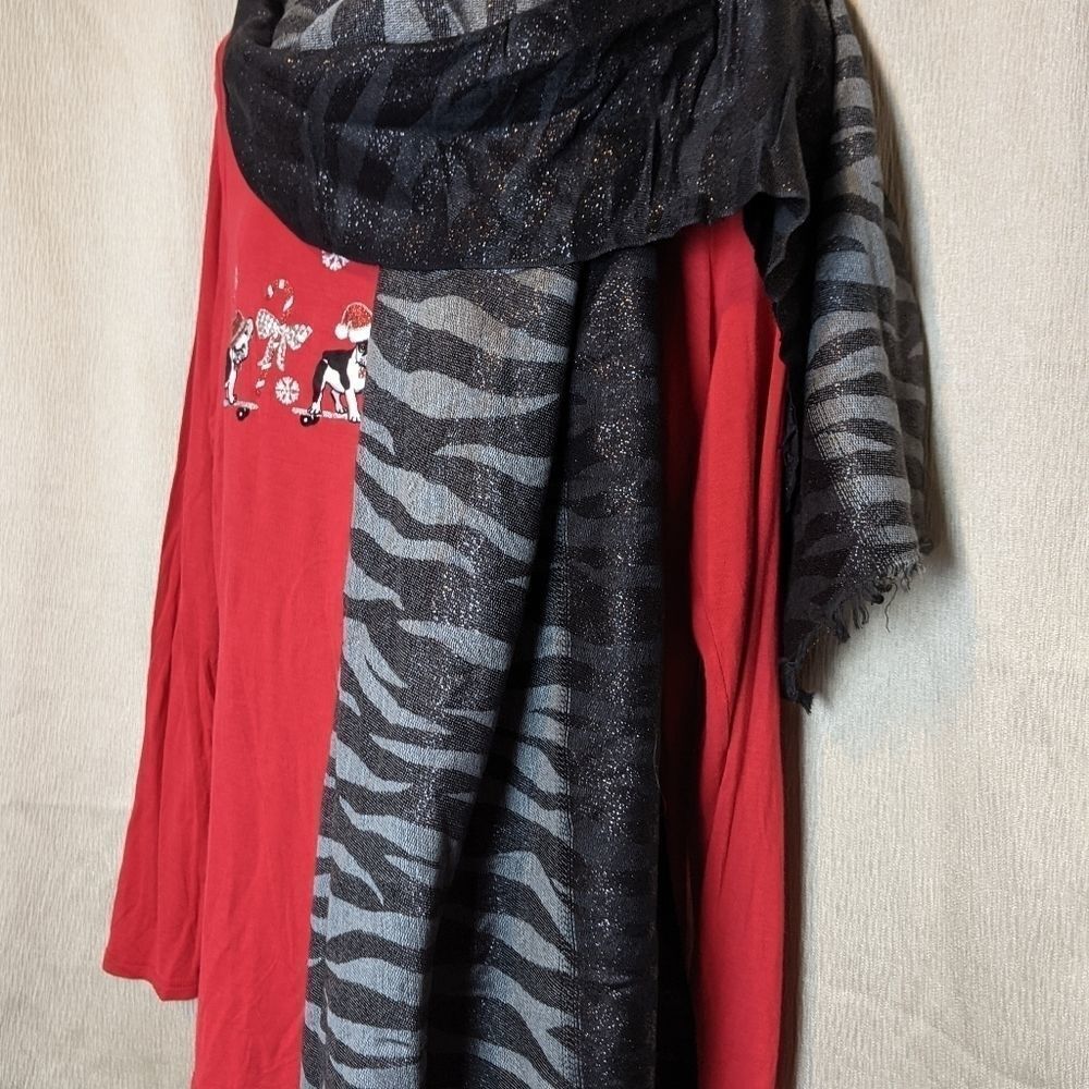 Long scarf black color very good conditions